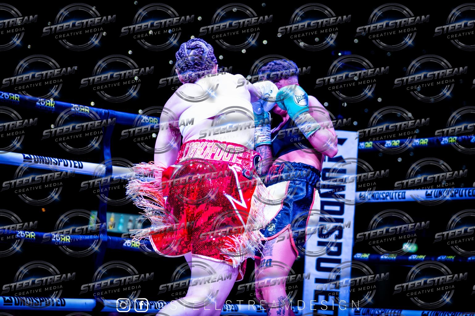 IMG-003134 — Sam Lightfoot vs Kira Carter