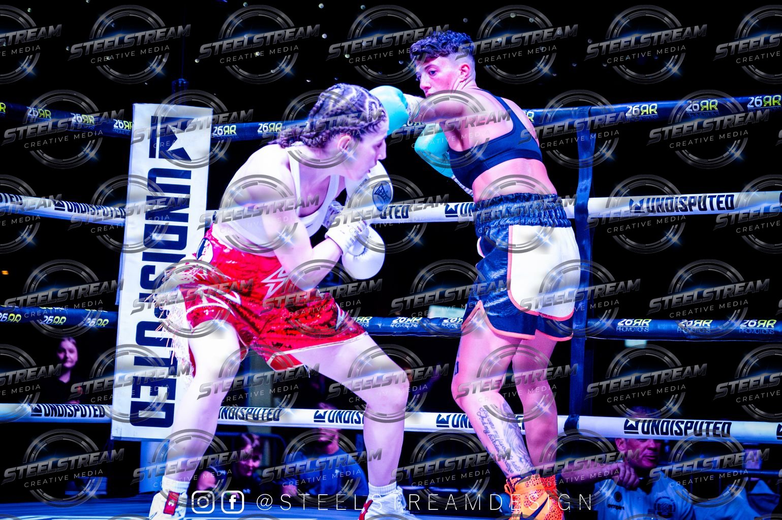 IMG-003135 — Sam Lightfoot vs Kira Carter