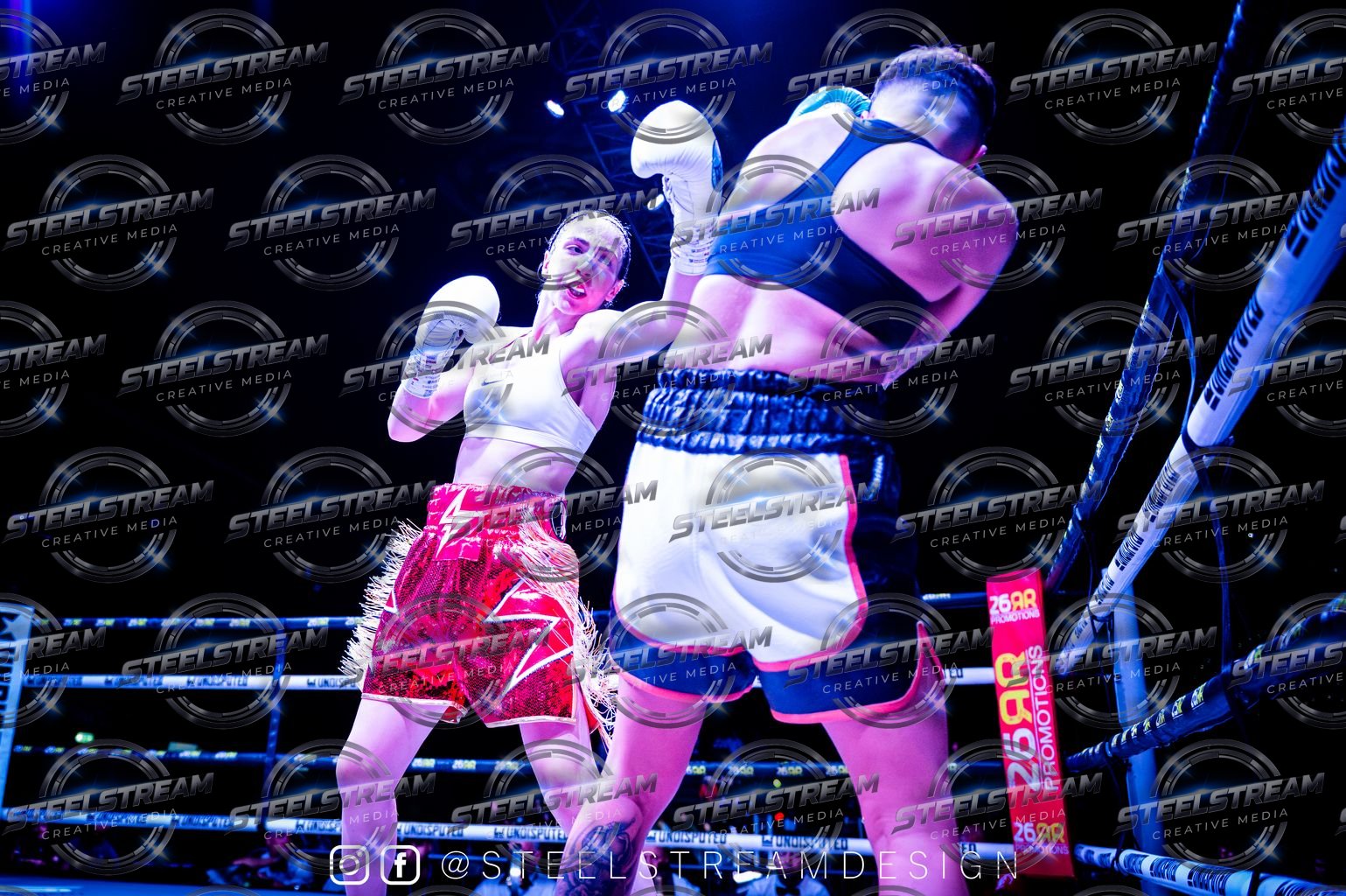 IMG-003138 — Sam Lightfoot vs Kira Carter