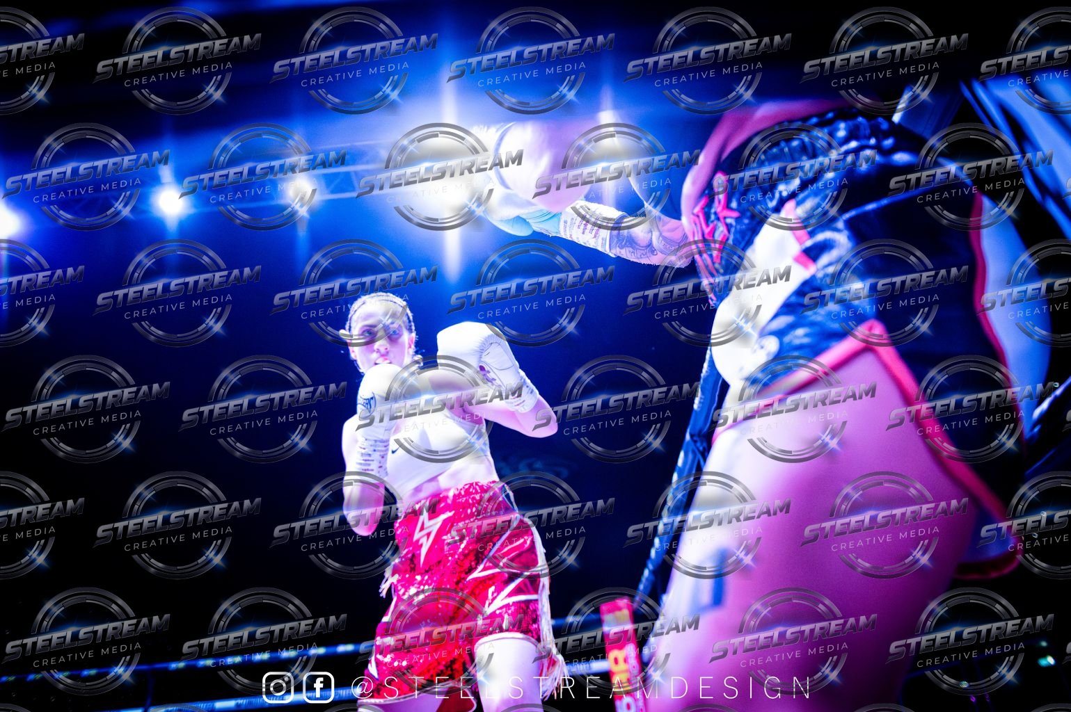 IMG-003142 — Sam Lightfoot vs Kira Carter