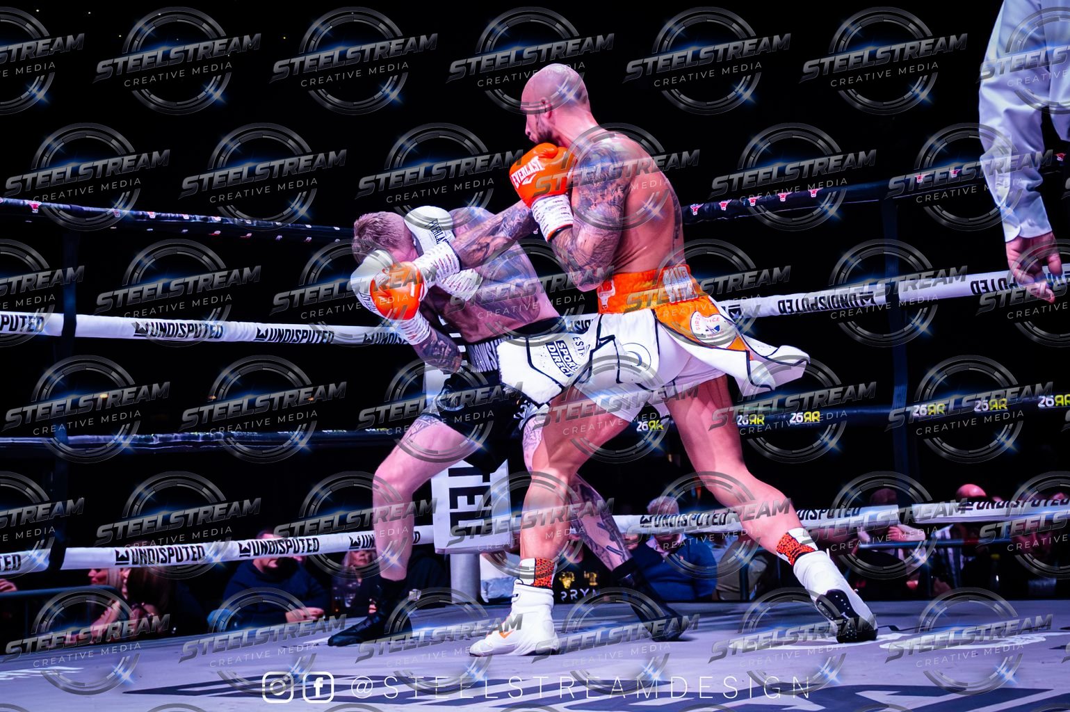 IMG-003263 — Connan Murray vs Dale Arrowsmith