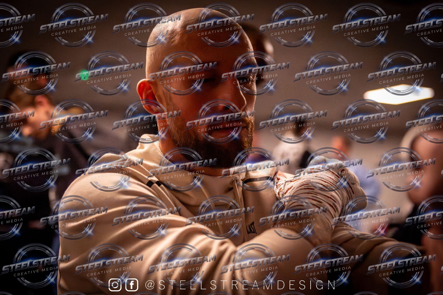 IMG-005320 — Connan Murray vs Carvell Crocker