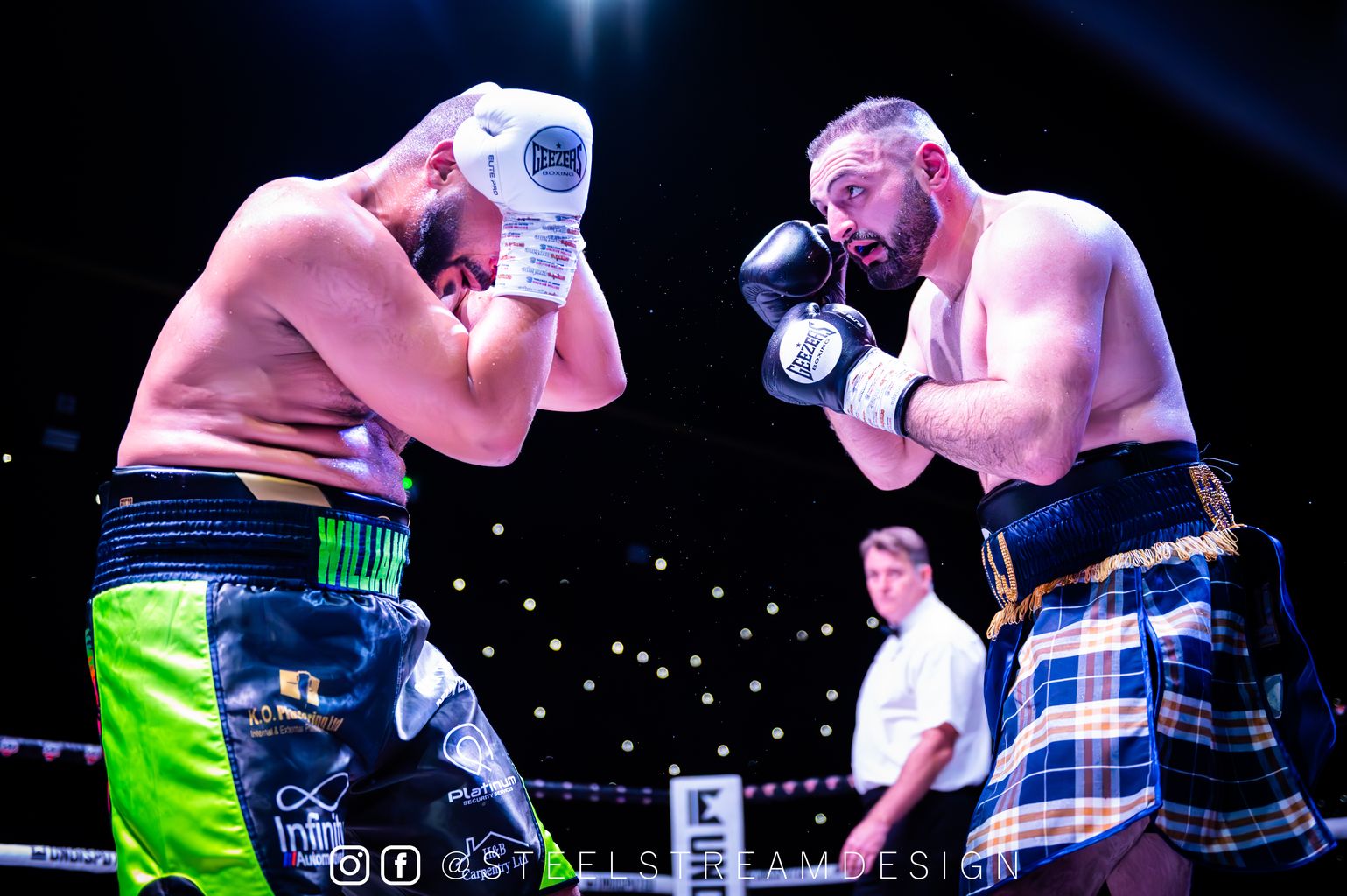 Anees Taj vs Phil Williams