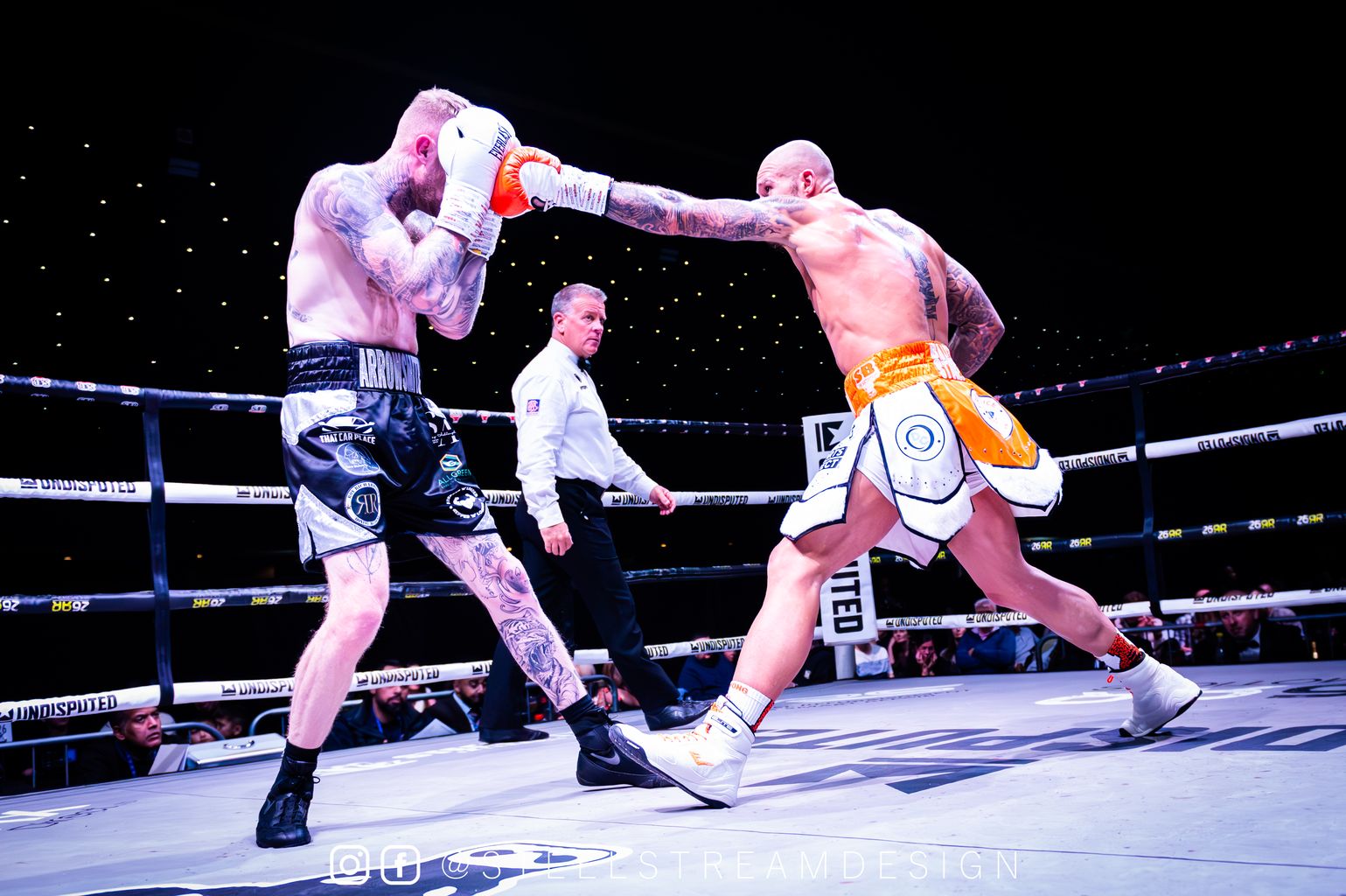 Connan Murray vs Dale Arrowsmith